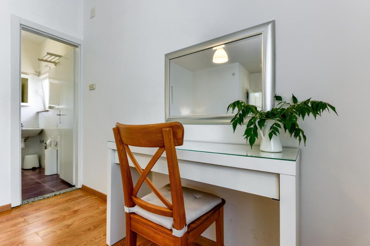 Lrs 2 Apartment In The Centar Of 扎达尔 外观 照片